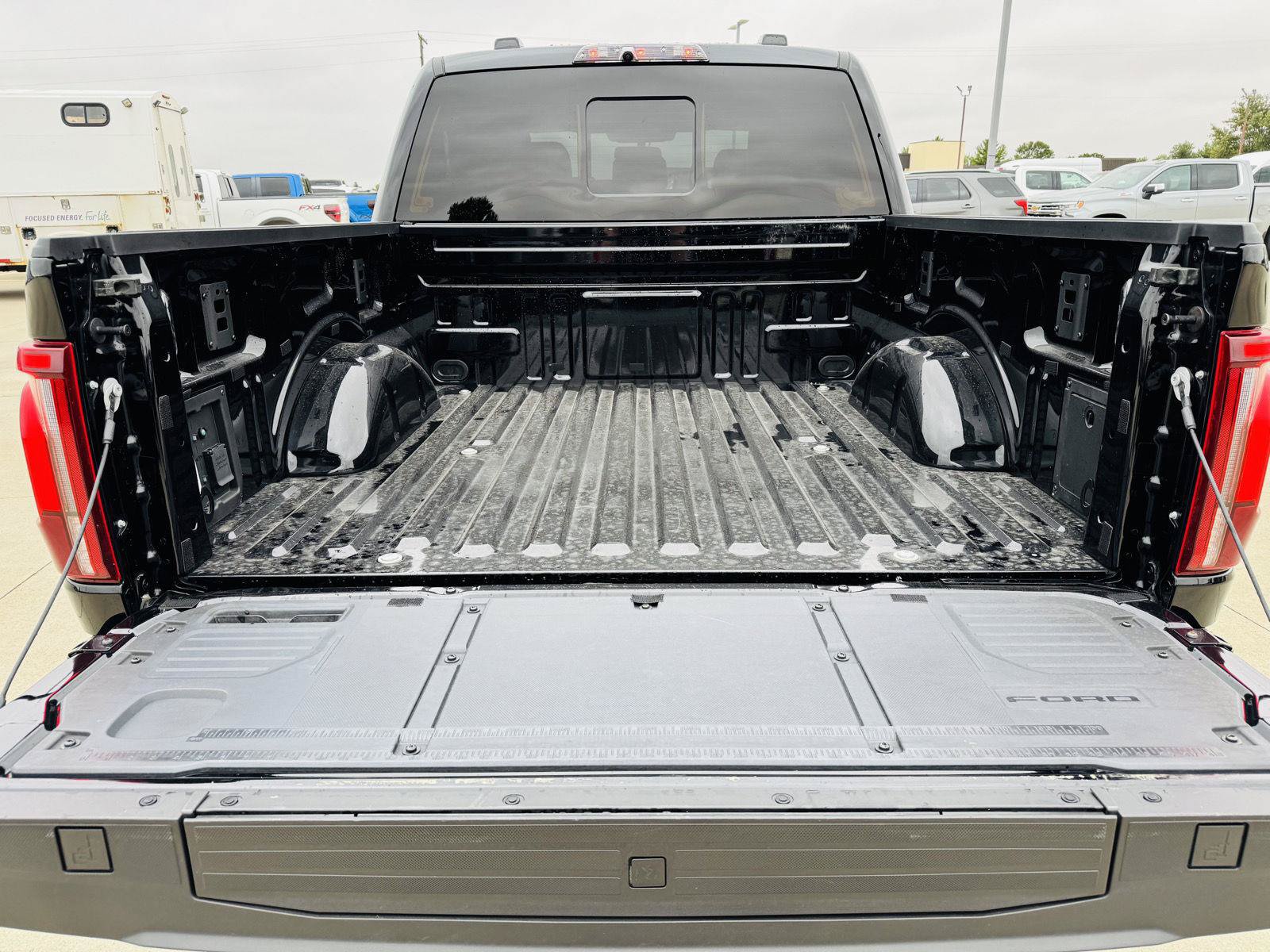 Used 2024 Ford F150 Raptor AWD/4WD image 37