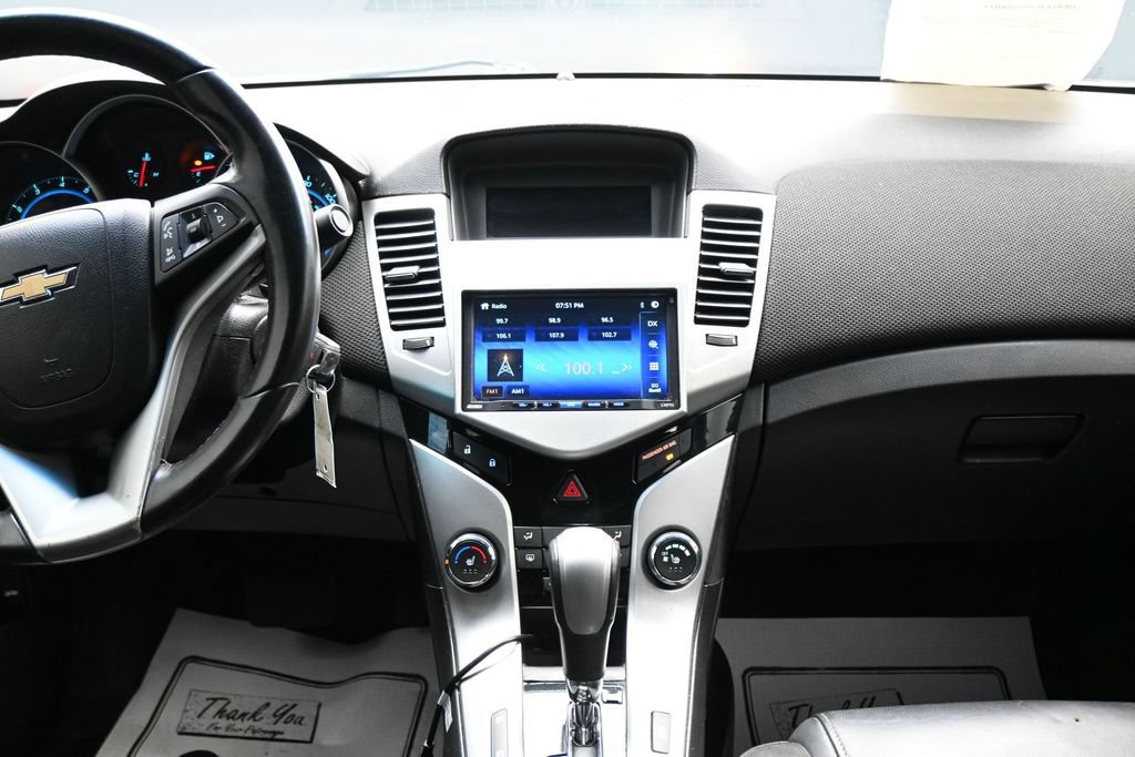 Used 2011 Chevrolet Cruze LT FWD image 18