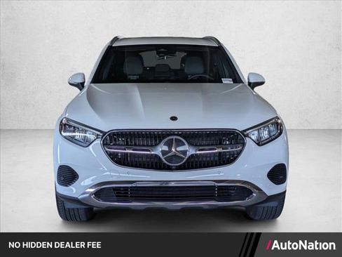 Used 2024 Mercedes-Benz GLC 300 image 1