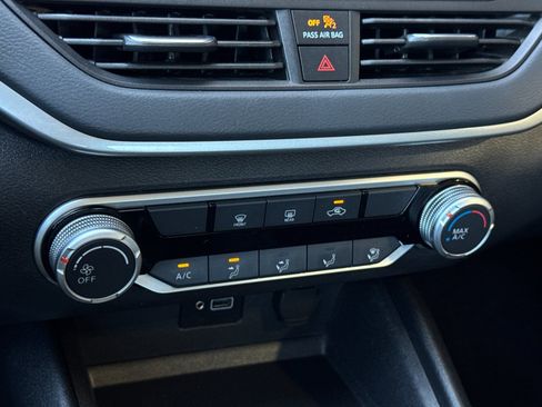 Used 2023 Nissan Altima 2.5 S image 21