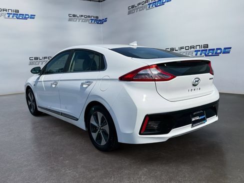 Used 2017 Hyundai Ioniq Limited w/ Limited Ultimate Package 02 FWD image 7