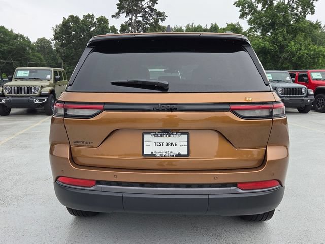 New 2026 Jeep Grand Cherokee Limited w/ Limited Altitude Package RWD image 7