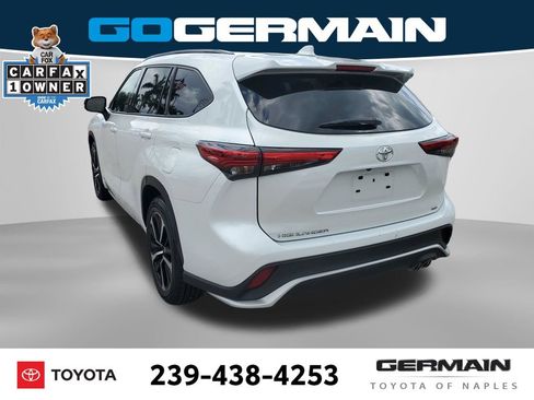 Used 2022 Toyota Highlander XSE FWD image 12