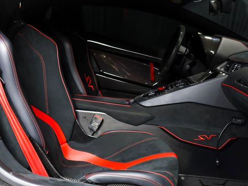 Used 2016 Lamborghini Aventador LP 750-4 Superveloce AWD/4WD image 14