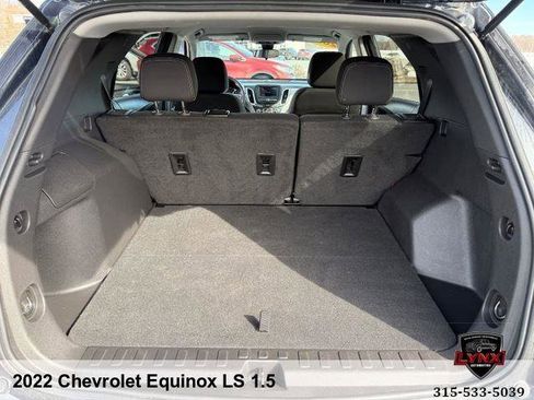 Used 2022 Chevrolet Equinox LS w/ LS Convenience Package image 40