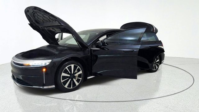 Used 2024 Lucid Air Pure RWD image 13