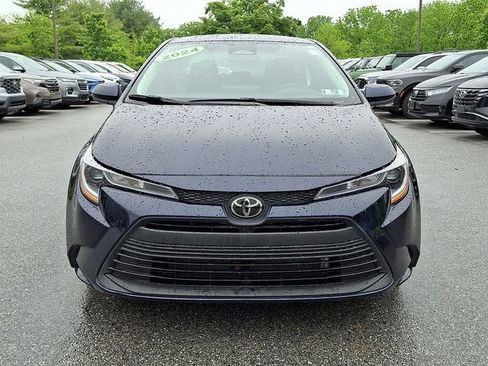 Used 2024 Toyota Corolla LE FWD image 2