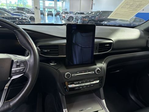 Used 2020 Ford Explorer ST w/ Premium Technology Package AWD/4WD image 22