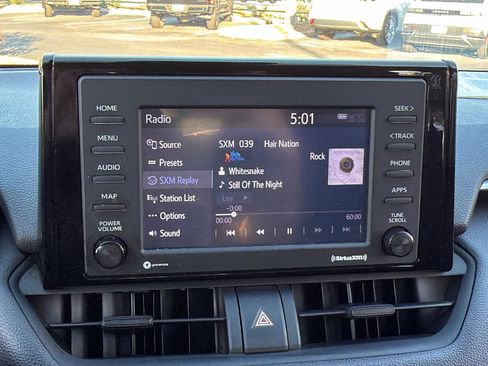 Used 2022 Toyota RAV4 LE image 24