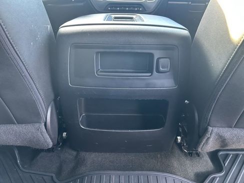 Used 2016 GMC Sierra 1500 SLT w/ SLT Premium Package image 24