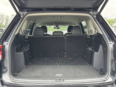 Used 2024 Volkswagen Atlas SE AWD/4WD image 30