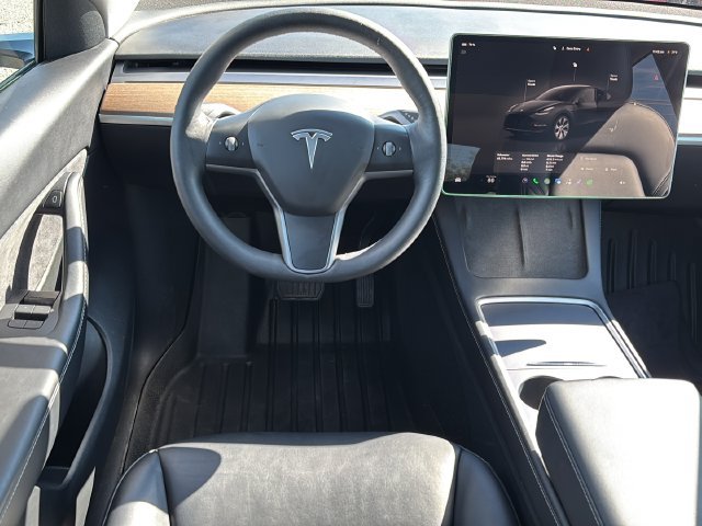 Used 2022 Tesla Model Y Long Range AWD/4WD image 19