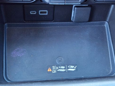 Used 2021 GMC Yukon AT4 w/ Rear Media and Nav Package image 29