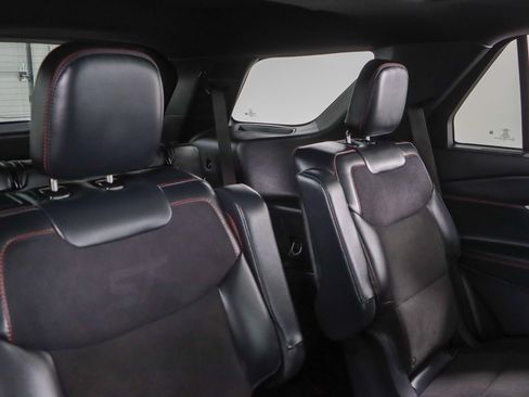 Used 2025 Ford Explorer ST AWD/4WD image 29