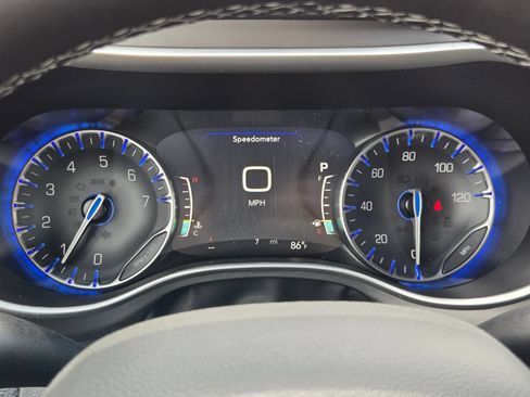 New 2027 Chrysler Pacifica Select FWD image 15