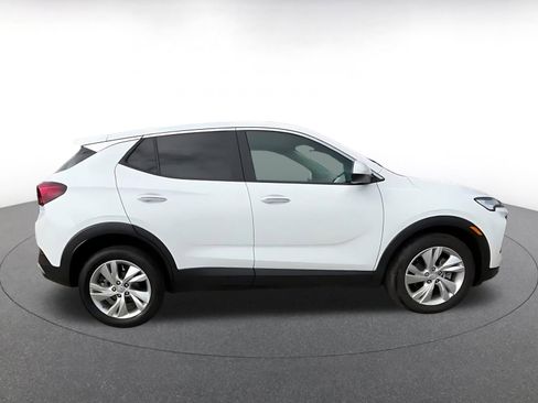 Used 2025 Buick Encore GX Preferred image 16