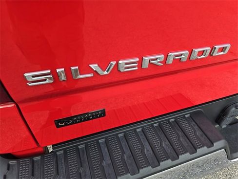 Used 2022 Chevrolet Silverado 1500 LT image 5