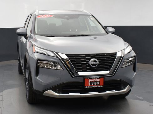 Used 2022 Nissan Rogue Platinum w/ Head-Up Display Package image 7