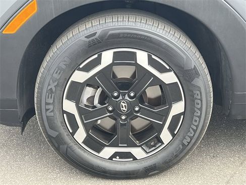 Certified 2025 Hyundai Santa Fe SEL image 42