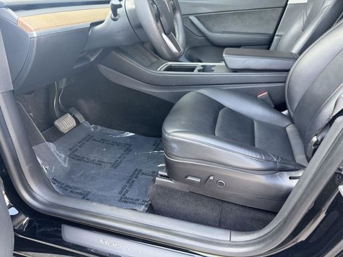 Used 2021 Tesla Model Y 2WD image 15