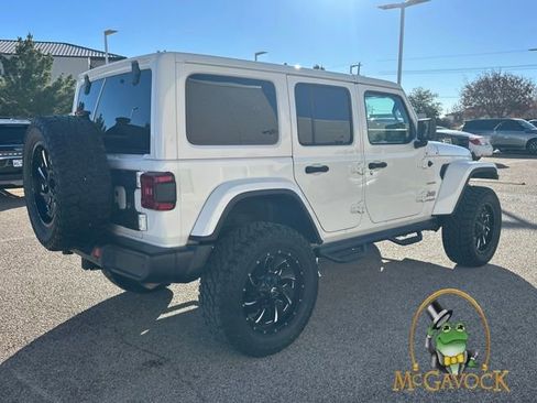 Used 2018 Jeep Wrangler Unlimited Sahara image 4