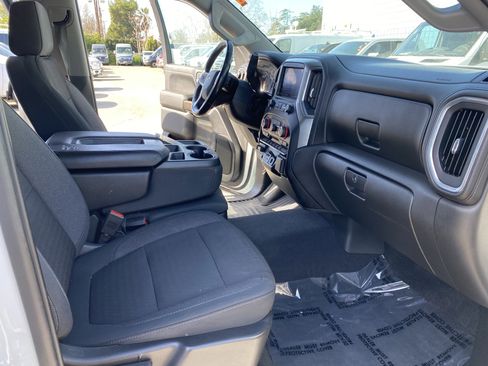 Used 2020 Chevrolet Silverado 1500 LT w/ All-Star Edition image 21