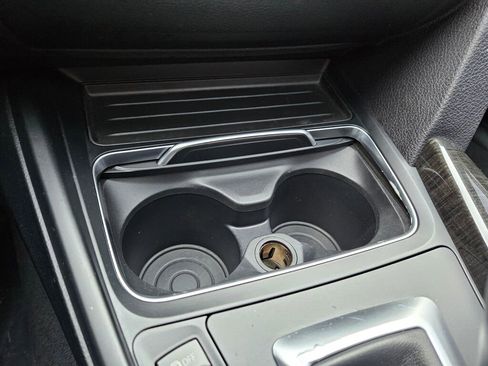 Used 2017 BMW 330i xDrive Sedan image 6