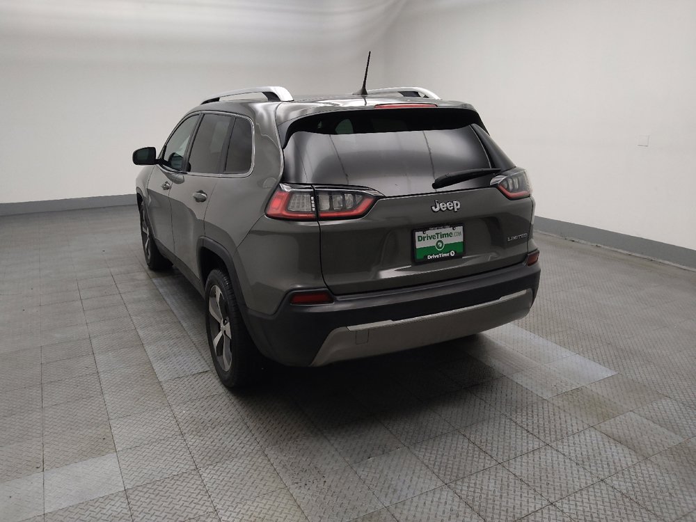 Used 2020 Jeep Cherokee Limited w/ Advanced Safety Group FWD image 5