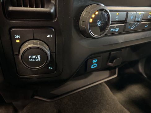 Used 2022 Ford F150 XLT image 22