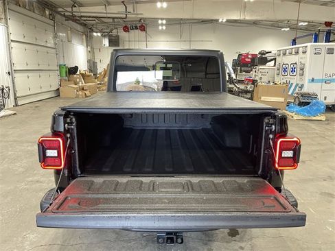 Used 2023 Jeep Gladiator Rubicon w/ LED Lighting Group image 24