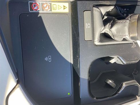 New 2025 Lexus ES 350 w/ Premium Package image 17