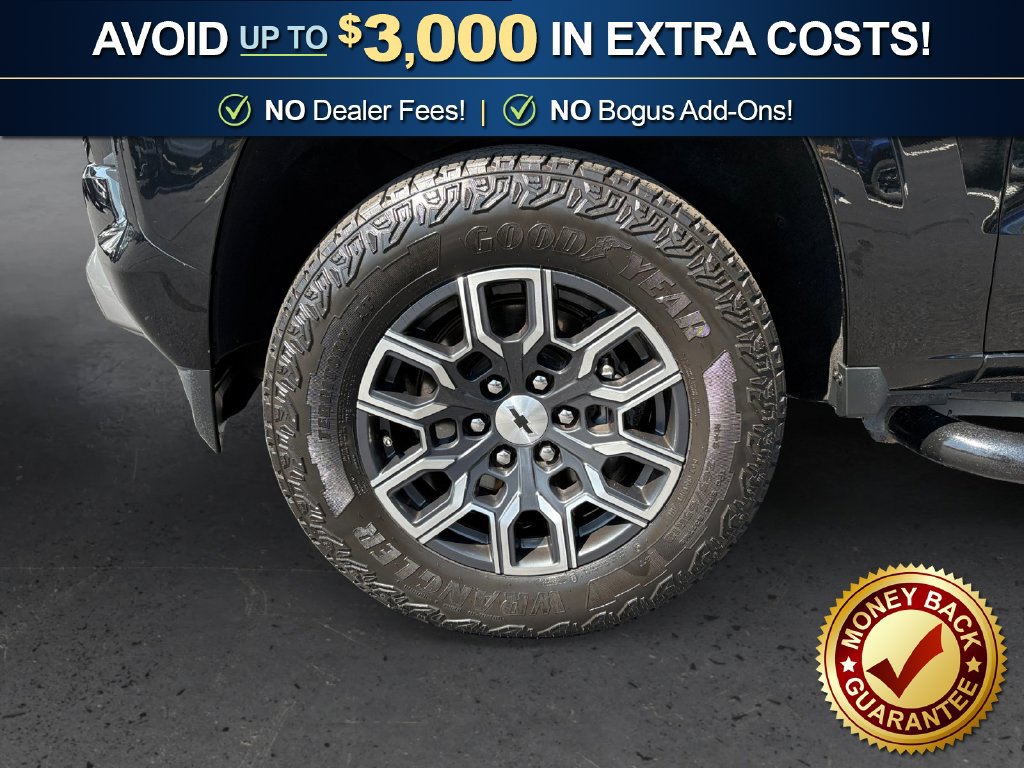 Used 2023 Chevrolet Colorado Z71 w/ Z71 Convenience Package 2 AWD/4WD image 13