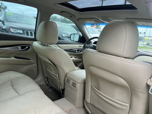 Used 2012 INFINITI M37 w/ Premium Pkg RWD image 15