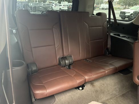 Used 2015 Chevrolet Suburban LTZ image 15