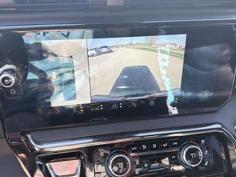 Used 2022 GMC Sierra 1500 AT4X AWD/4WD image 16