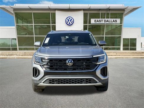 New 2026 Volkswagen Atlas Cross Sport SE image 5