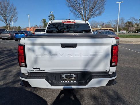 Used 2024 Chevrolet Colorado LT w/ LT Convenience Package III image 7