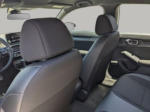 Used 2025 Honda Civic Sport image 17