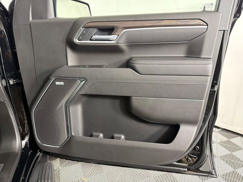 New 2026 GMC Sierra 1500 SLT w/ SLT Premium Plus Package image 12