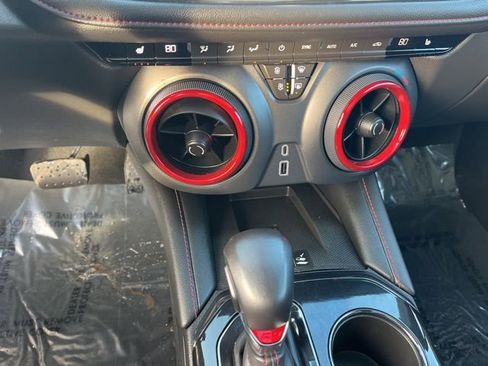 Used 2022 Chevrolet Blazer RS w/ Driver Confidence II Package image 26