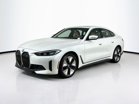 Used 2023 BMW i4 eDrive35 w/ Premium Package RWD image 3