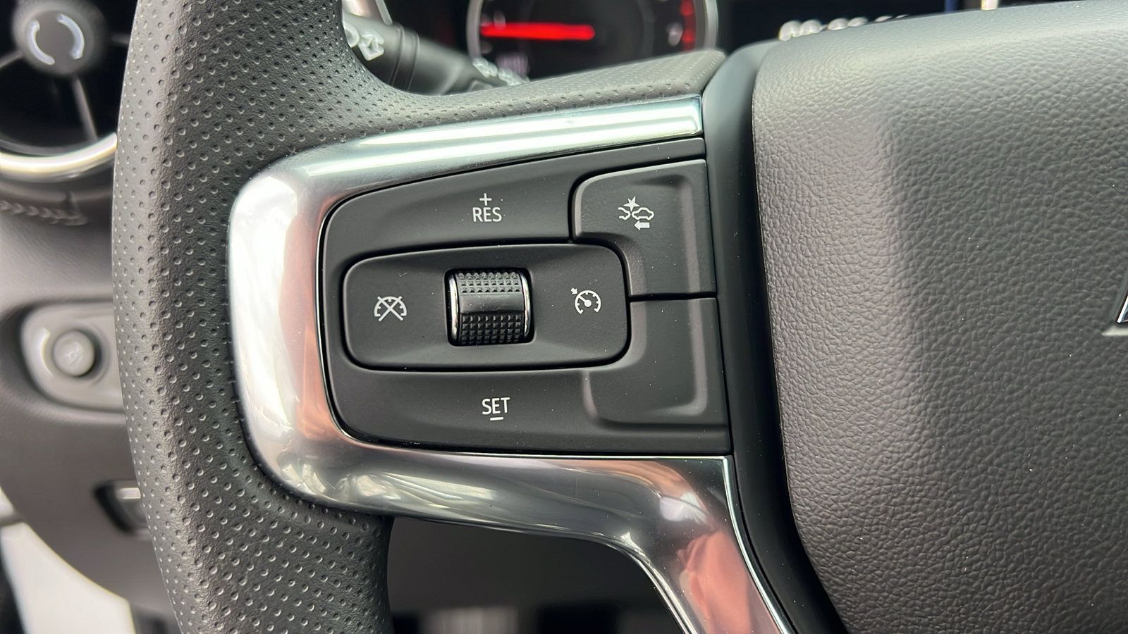 New 2026 Chevrolet Blazer LT w/ Midnight/Sport Edition AWD/4WD image 24