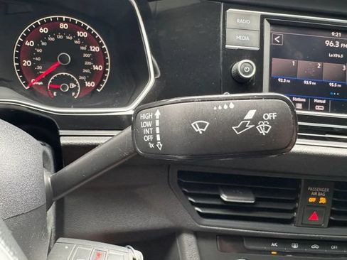Used 2019 Volkswagen Jetta S w/ Driver Assistance Package FWD image 10