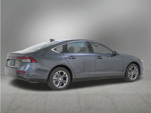 New 2026 Honda Accord EX-L image 5