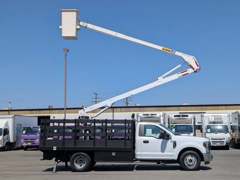 Used 2018 Ford F350 XL w/ XL Value Package RWD image 3