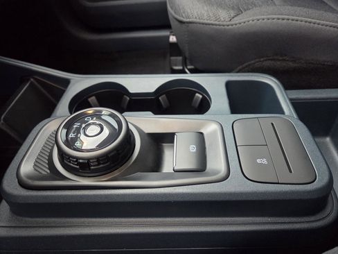 New 2025 Ford Maverick XL image 13