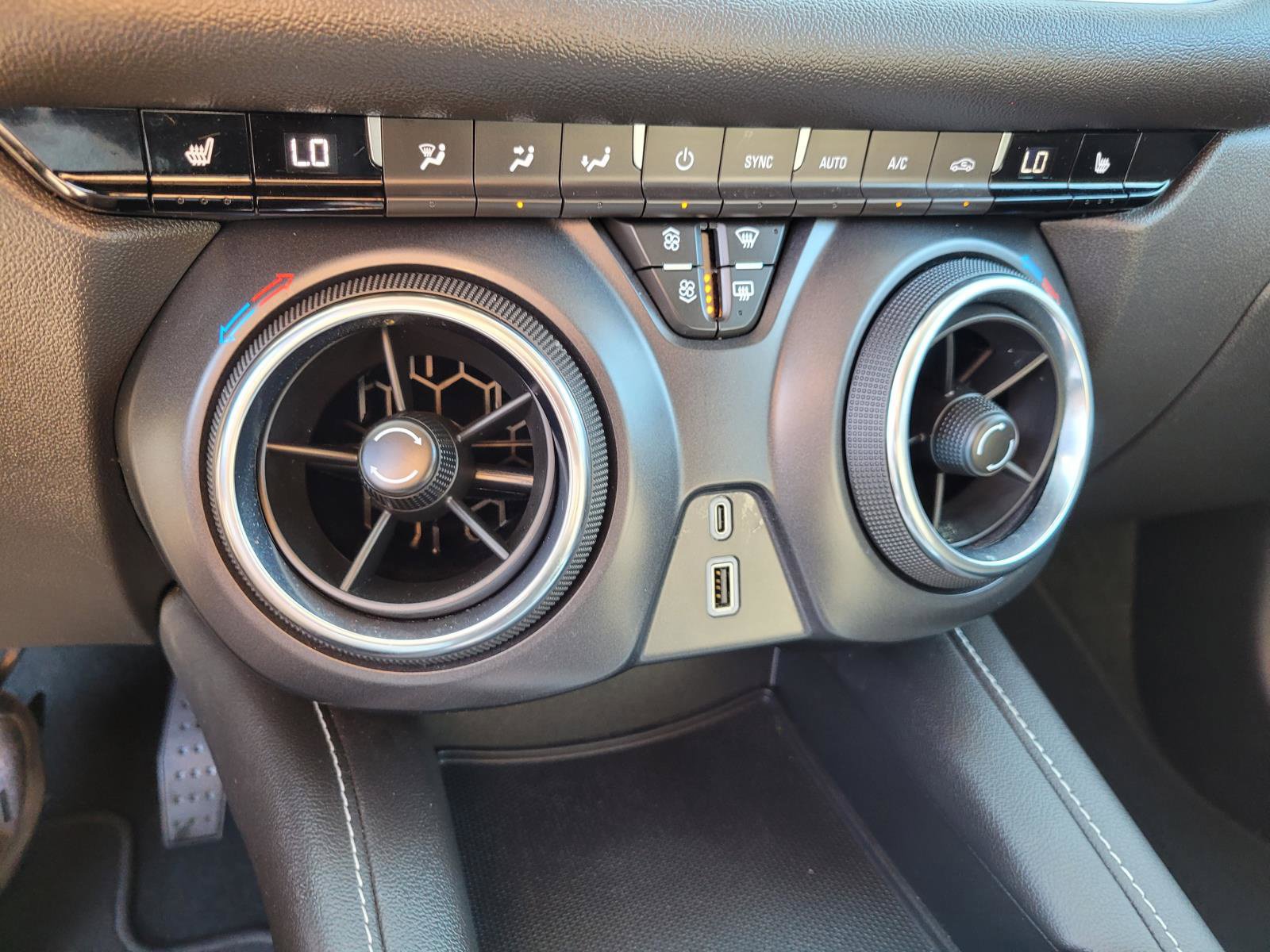 Used 2026 Chevrolet Blazer LT FWD image 24