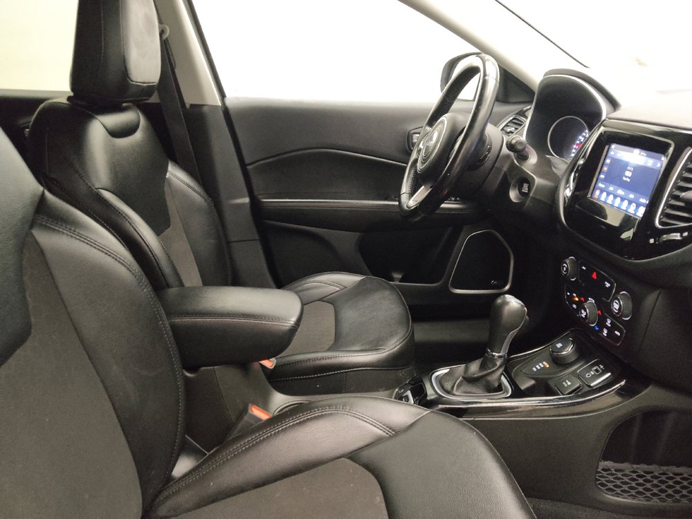 Used 2021 Jeep Compass Latitude w/ Sun and Sound Group AWD/4WD image 21