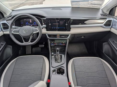 New 2026 Volkswagen Taos SE image 28