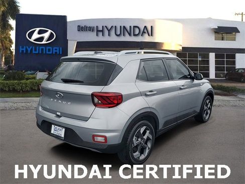 Certified 2025 Hyundai Venue SEL image 6